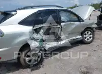 2004 Lexus RX330 photo