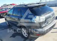 2004 Lexus RX330 photo