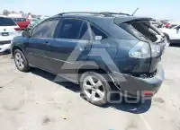 2004 Lexus RX330 photo