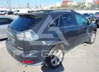 2004 Lexus RX330 photo