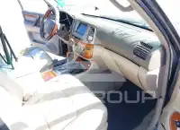 2004 Lexus LX470 photo