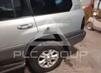 2004 Lexus LX470 photo