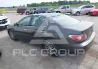 2004 Lexus ES330 photo