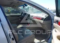 2004 Lexus ES330 photo