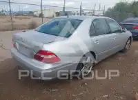 2004 Lexus LS430 фото