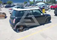 2004 Mini COOPER фото