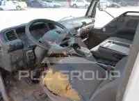 2004 Isuzu NPR photo
