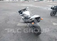 2004 Yamaha YZF-R1 photo