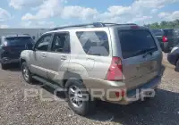 2004 Toyota 4 RUNNER photo