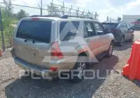 2004 Toyota 4 RUNNER photo