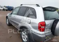 2004 Toyota RAV4 фото
