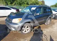 2004 Toyota RAV4 фото