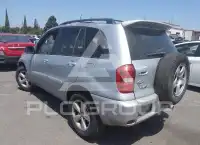 2004 Toyota RAV4 фото