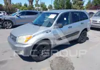 2004 Toyota RAV4 фото