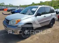 2004 Toyota RAV4 фото