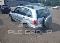 2004 Toyota RAV4 фото