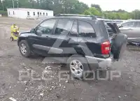 2004 Toyota RAV4 фото
