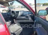 2004 Toyota RAV4 photo