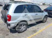 2004 Toyota RAV4 фото