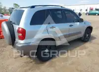 2004 Toyota RAV4 фото