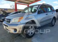 2004 Toyota RAV4 фото
