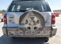 2004 Toyota RAV4 фото