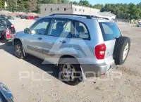 2004 Toyota RAV4 фото