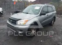 2004 Toyota RAV4 photo