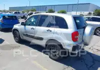 2004 Toyota RAV4 фото