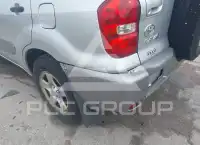 2004 Toyota RAV4 фото