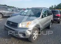 2004 Toyota RAV4 фото