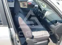 2004 Toyota RAV4 фото