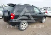 2004 Toyota RAV4 фото