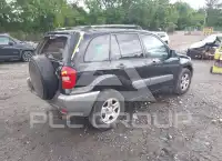2004 Toyota RAV4 фото