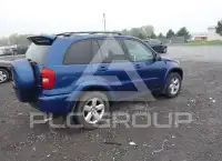 2004 Toyota RAV4 photo