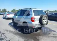 2004 Toyota RAV4 photo