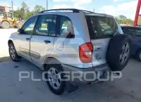 2004 Toyota RAV4 фото