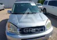 2004 Toyota RAV4 фото