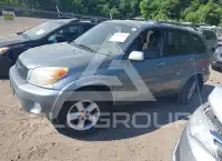 2004 Toyota RAV4 photo
