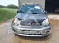 2004 Toyota RAV4 photo