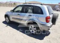 2004 Toyota RAV4 фото