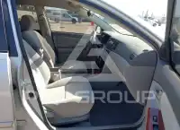 2004 Toyota COROLLA фото