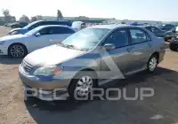 2004 Toyota COROLLA фото