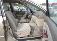 2004 Toyota COROLLA photo