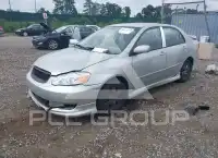 2004 Toyota COROLLA фото
