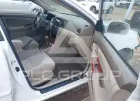 2004 Toyota COROLLA фото