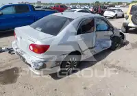 2004 Toyota COROLLA фото