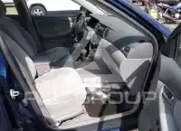 2004 Toyota COROLLA photo