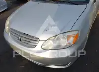 2004 Toyota COROLLA фото