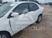2004 Toyota COROLLA фото